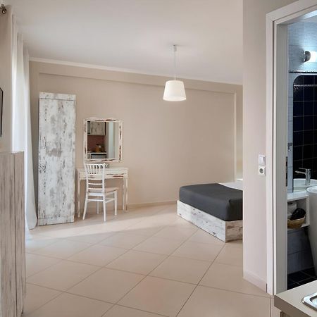 Stayinn Luxury Apartments Nea Kallikrateia Exteriör bild